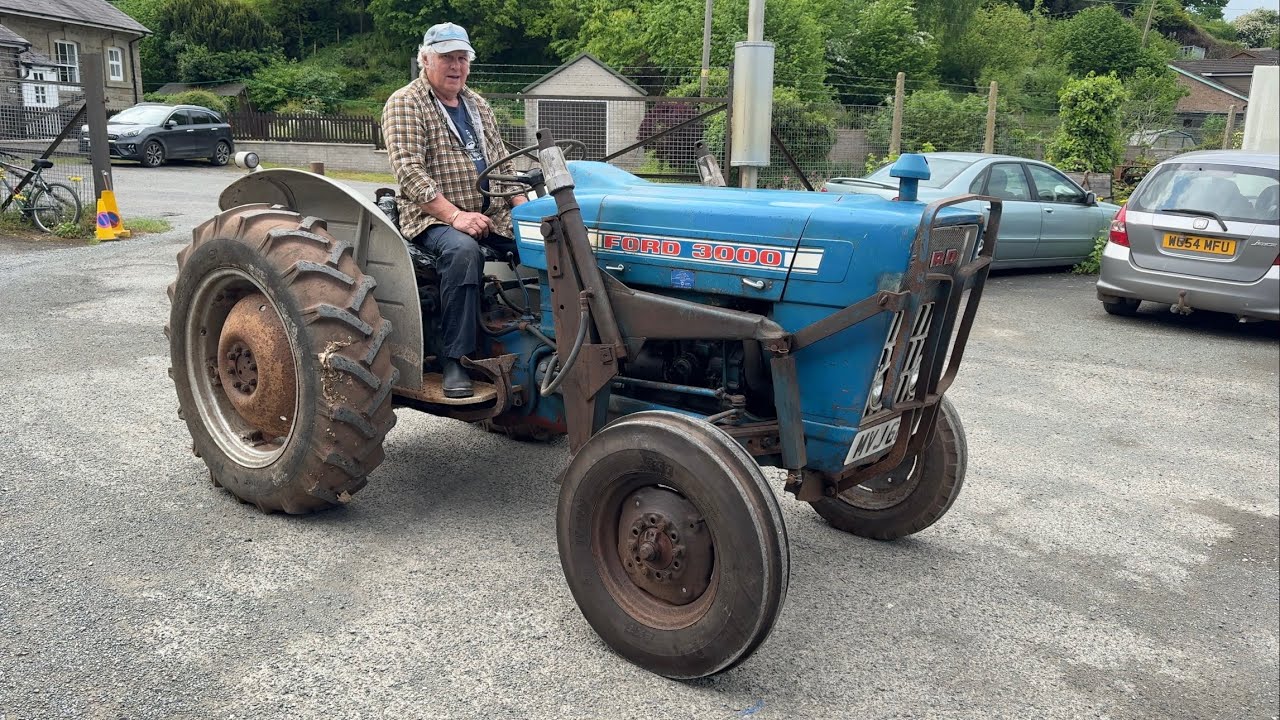 1968 Ford Force 3000 Tractor - For Sale by public auction (SOLD £3,750)