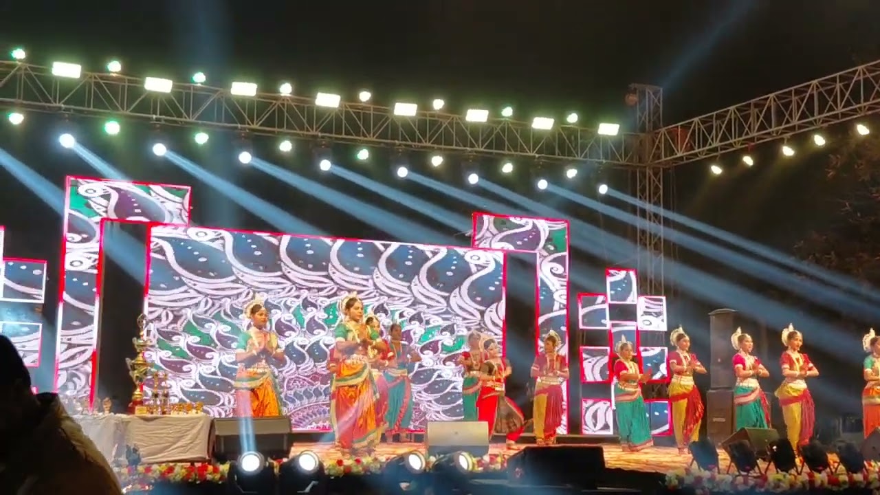 Welcome  dance 