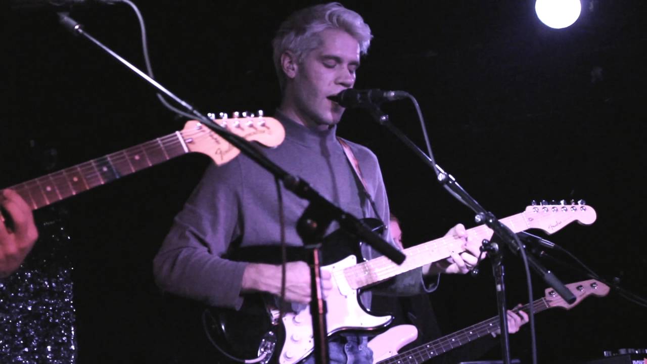 Porches - Live @ The Horseshoe Tavern (Toronto, Ontario)