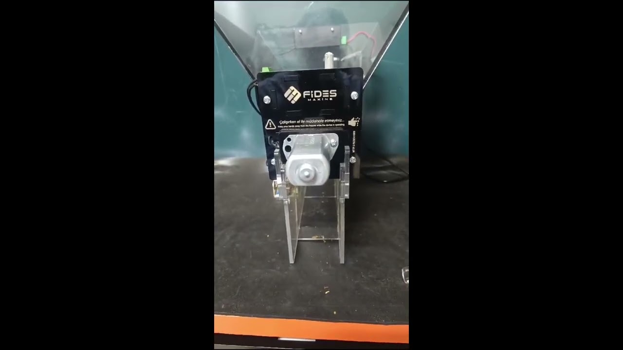 ÖN BIÇAKLI HELEZON SİSTEMİ - ELEKTRİKLİ SİGARA SARMA MAKİNESİ - FDS7 PRO - SAATTE 18 KARTON