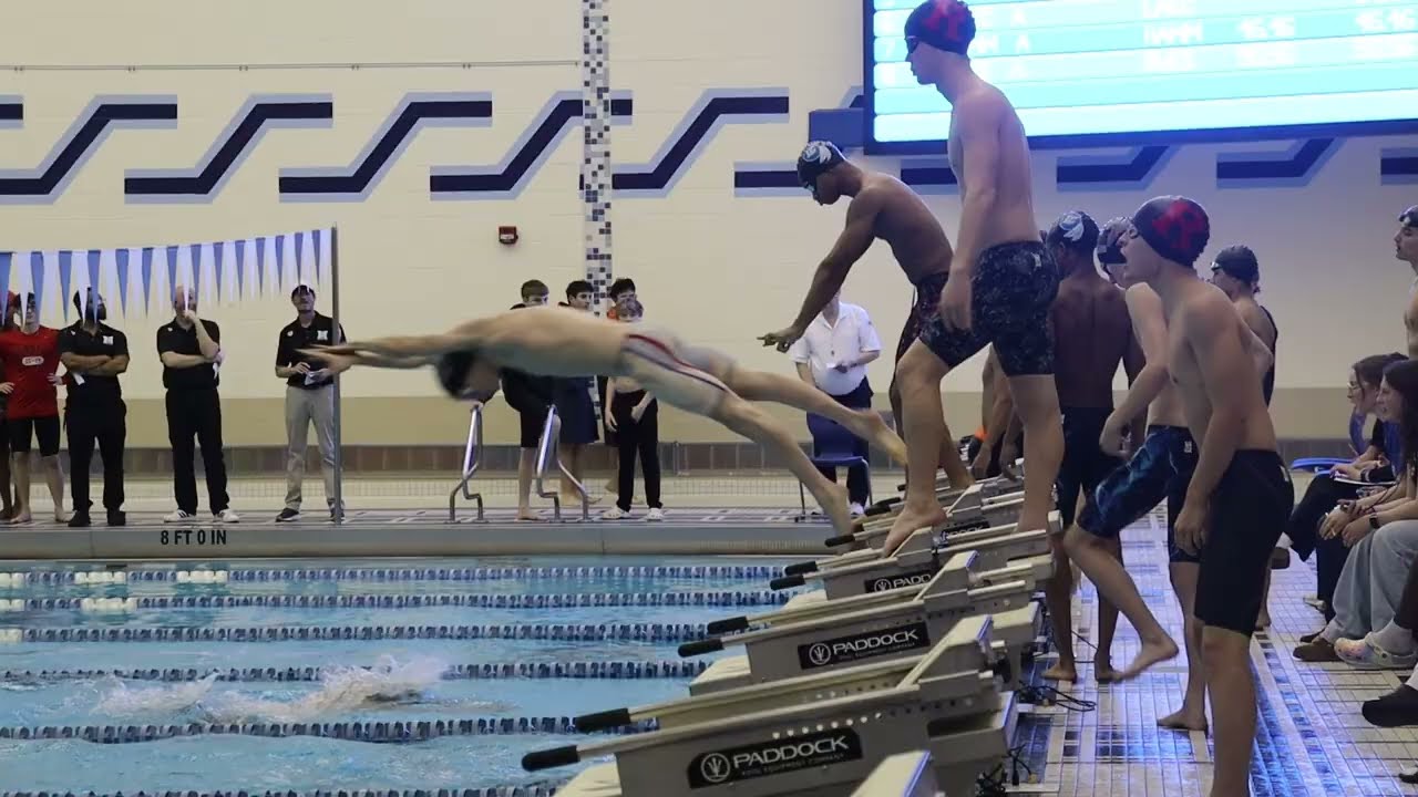 LC Boys JV/V Take on Sectionals Prelims Meet