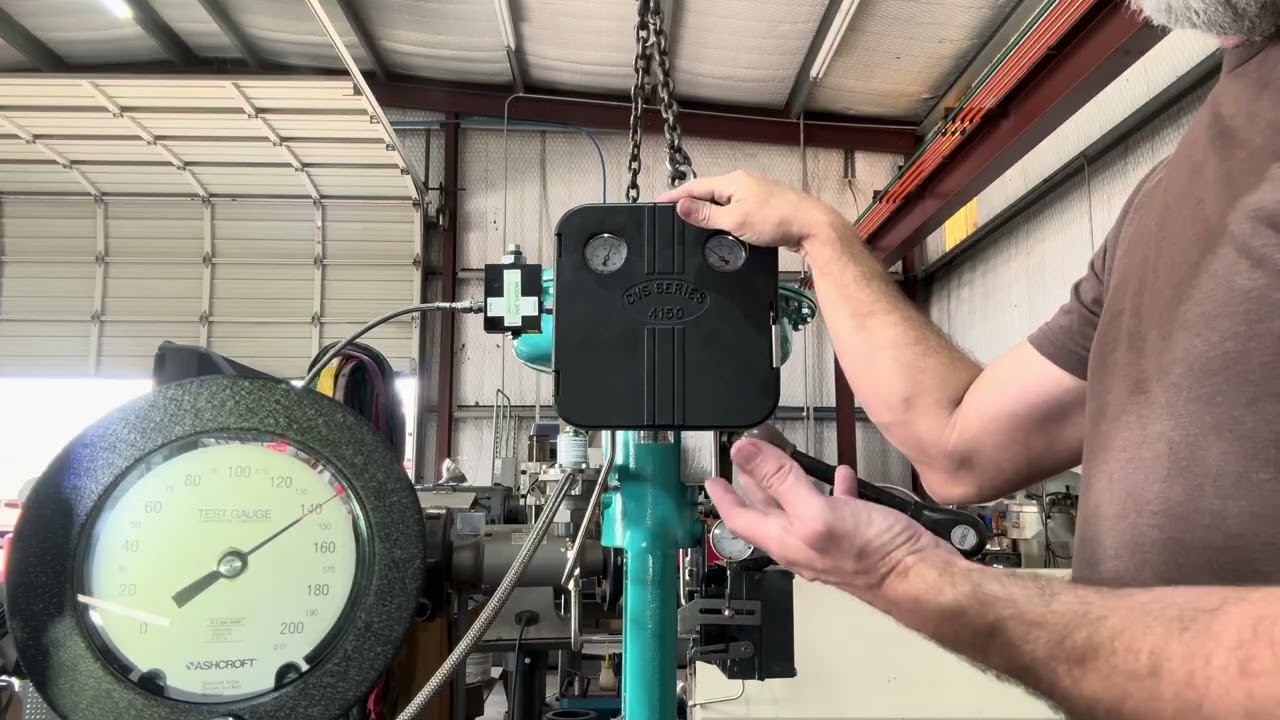 1” D-series CL 2500 w/657-46, 4150K direct 300# bourdon tube w/6-30 output, 3582 positioner.