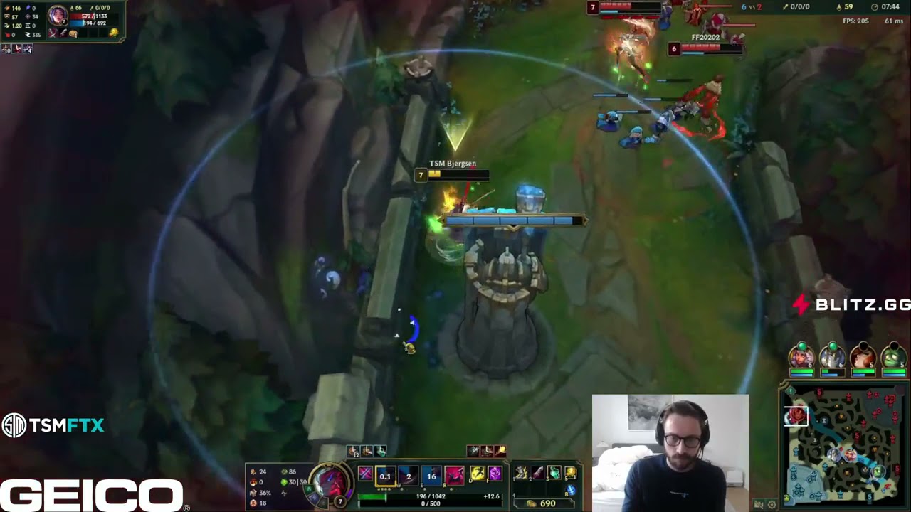 Bjergsen Yone 2V1 In TOP With Yone ! Crazy