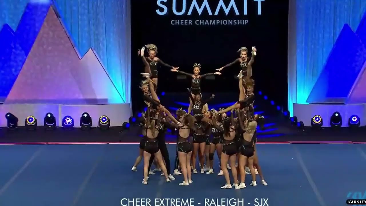 Cheer Extreme Raleigh SJX Summit semi-finals