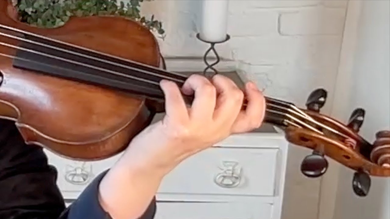 Relaxing The Wrist When Playing The Violin