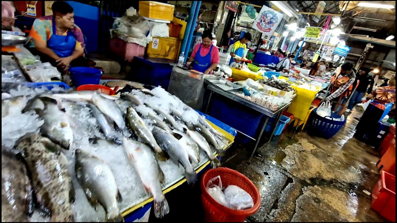 FISH MARKET IN HUA HIN