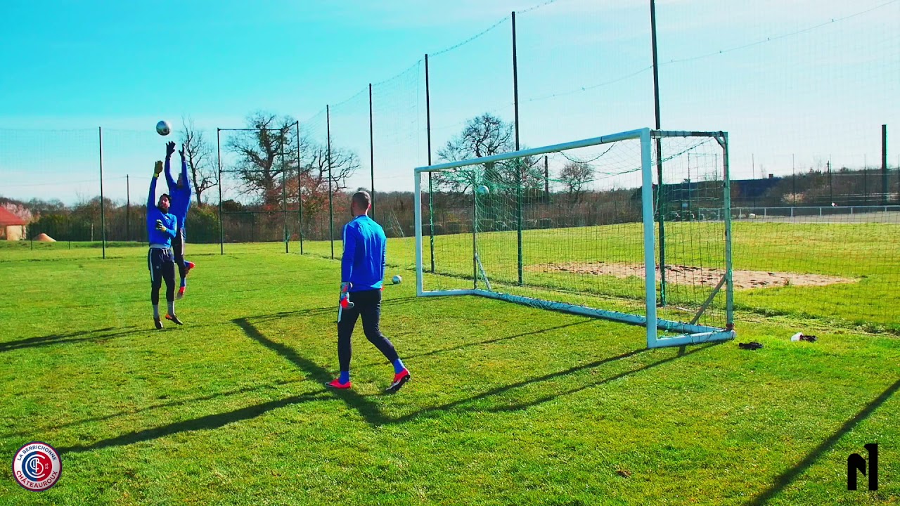 Analyse technique: La sortie aérienne GOALKEEPER Spécifique gardien de but La Berrichonne Câteauroux