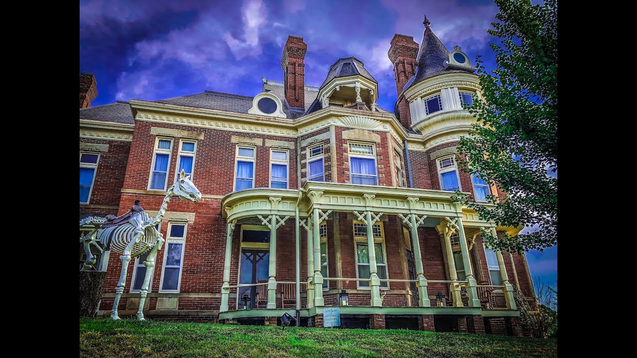 Haunted McInteer Villa Tour (Atchison, KS)