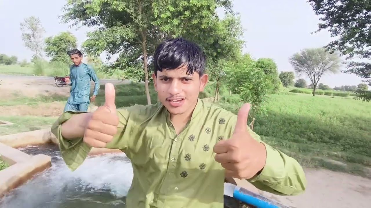tubewell per Khoob nahae😀 muzammil ke sath prank