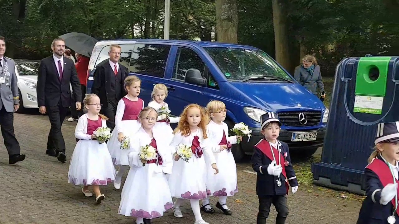 Gohr Schützenfest 2017 - Königsparade im Ort