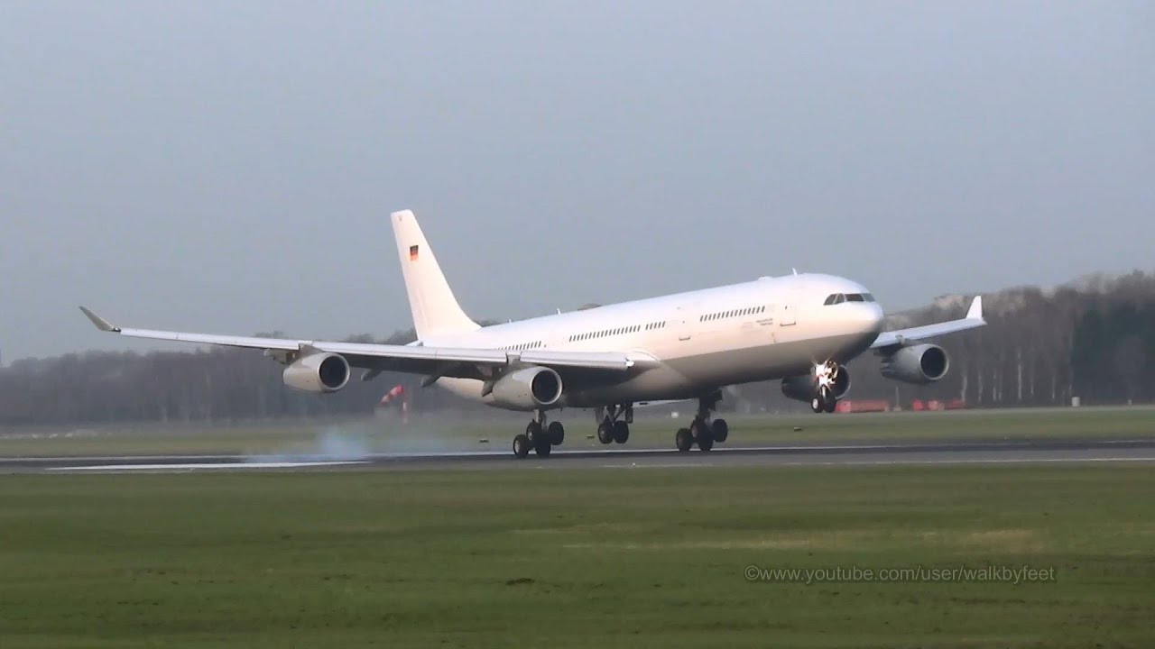 Ebola special plane Airbus A340 D-AIGZ 