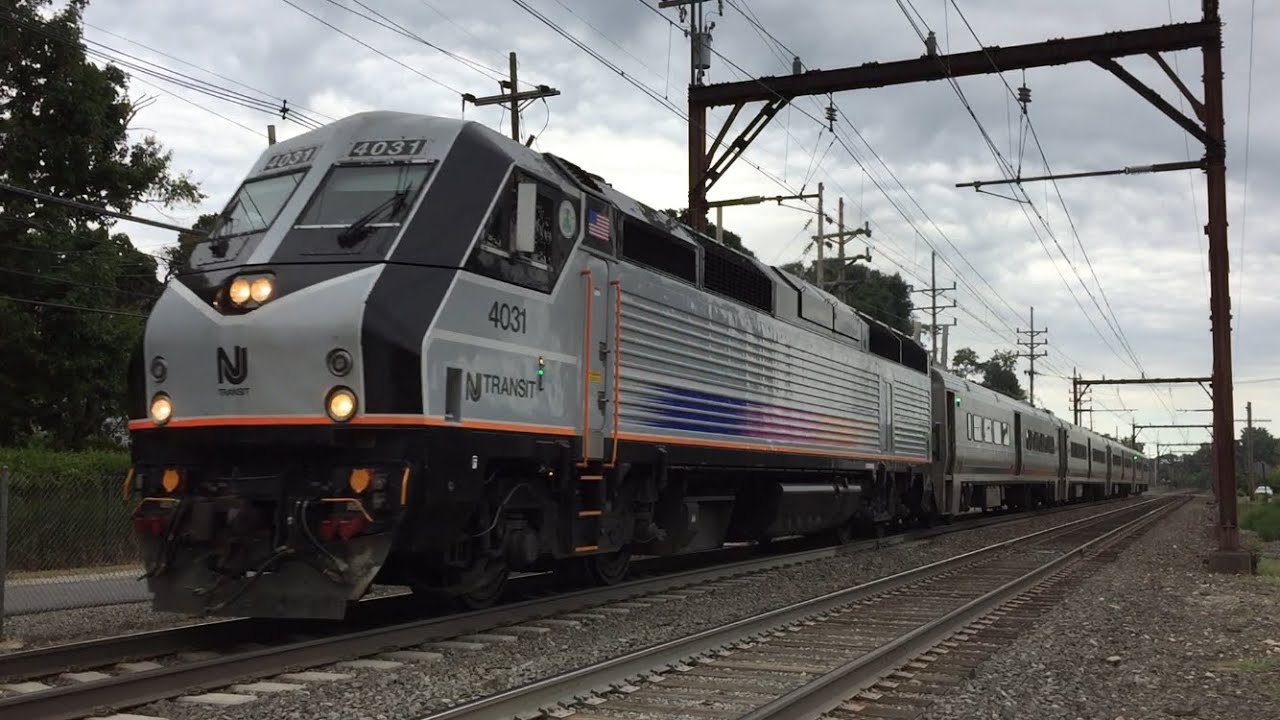 NJ Transit HD 60fps: Morristown Line Evening Trains Around Convent Station 8/10/15 (Lots of Horn)