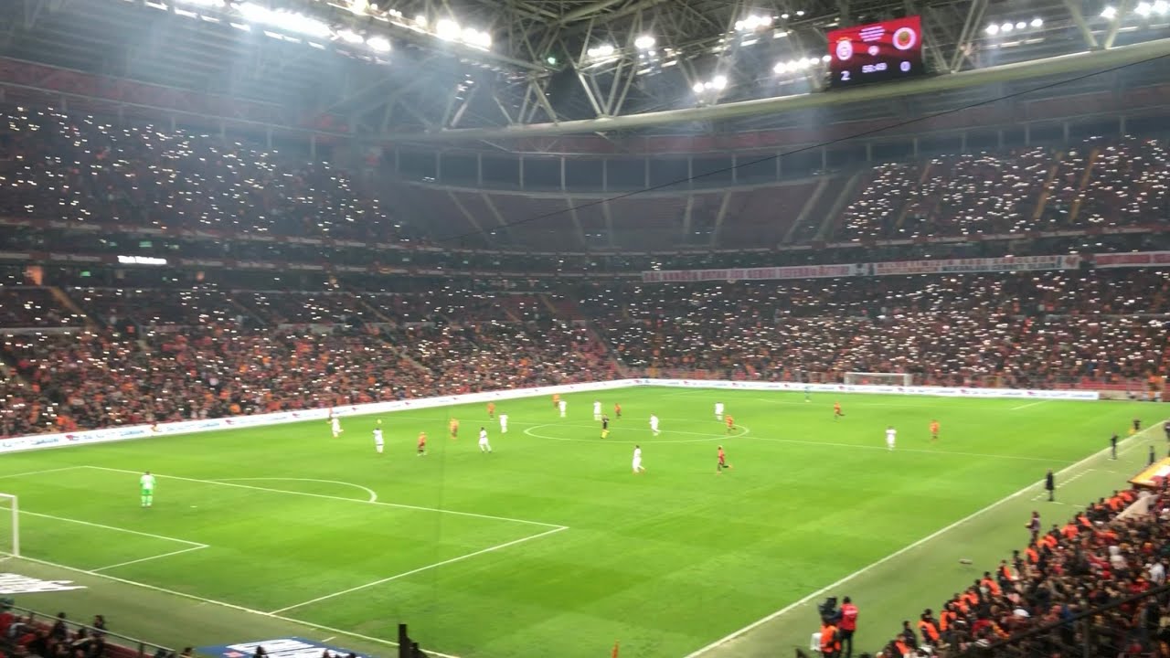 Yerine Sevemem Muazzam atmosfer (Galtasaray-Gençlerbirliği)