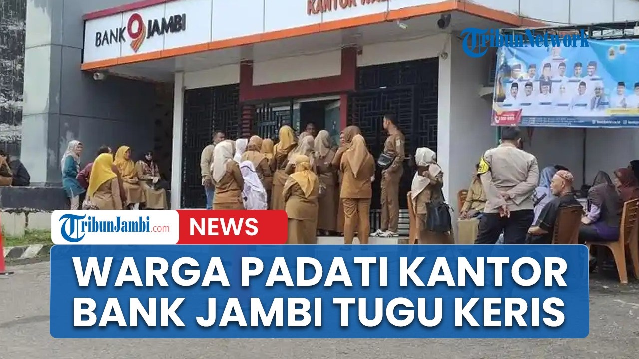 Kantor Bank Jambi di Tugu Keris Dipadati Nasabah, Mau Cek Saldo