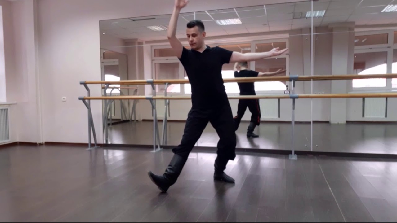 Мужская комбинация на присядку и хлопушку в русском характере (А. Стиблин, солист ХА «Темп»)