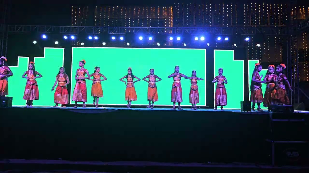 2025-2026  Vidyavaridhi vaibhava welcome dance. C.N.Halli