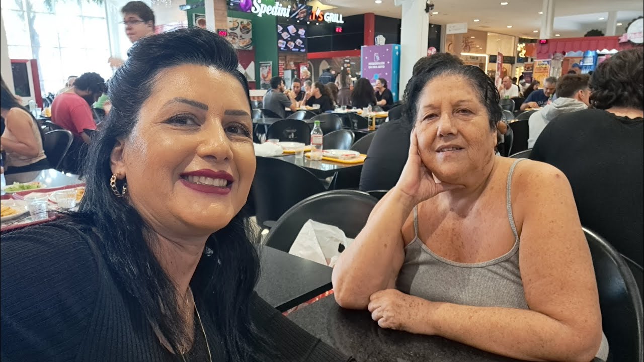 Hoje foi o dia de cortar o cabelo da minha Mãe Maravilhosa Telma Bastos ❤️ ❤️❤️Amo muito ❤️❤️❤️ 