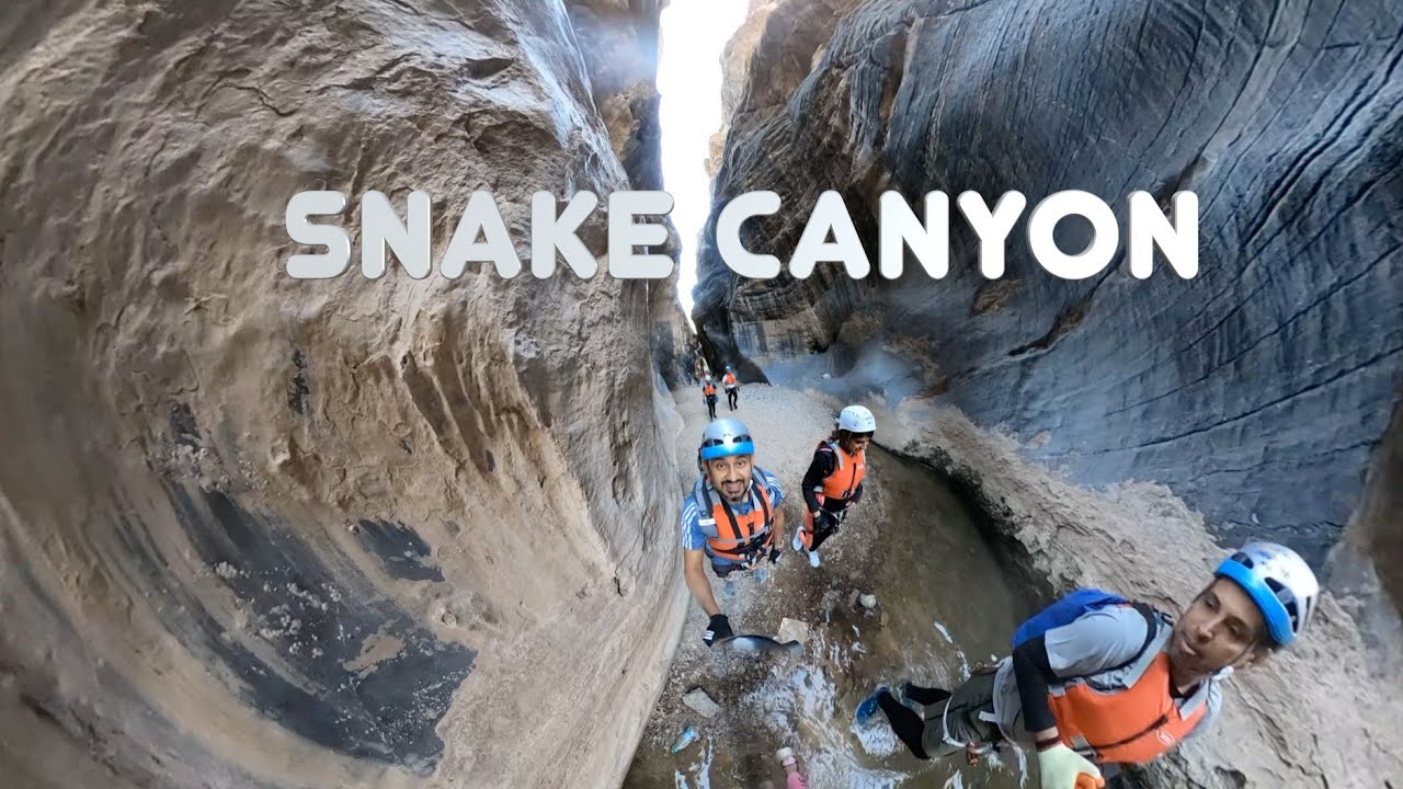 Canyoning in the Snake Canyon, Oman