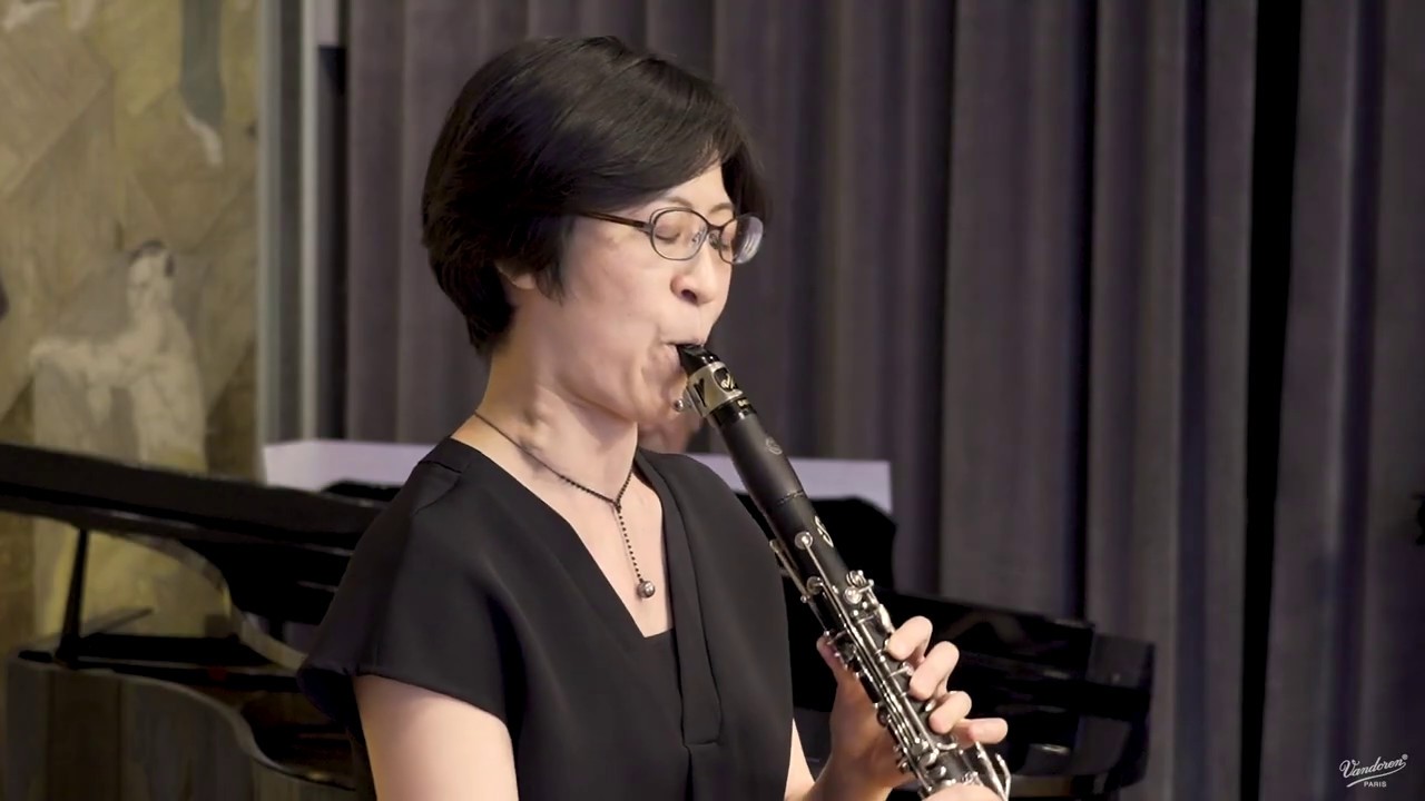Akira MIYOSHI : Perspective en spirale pour clarinette en si bémol (1989)