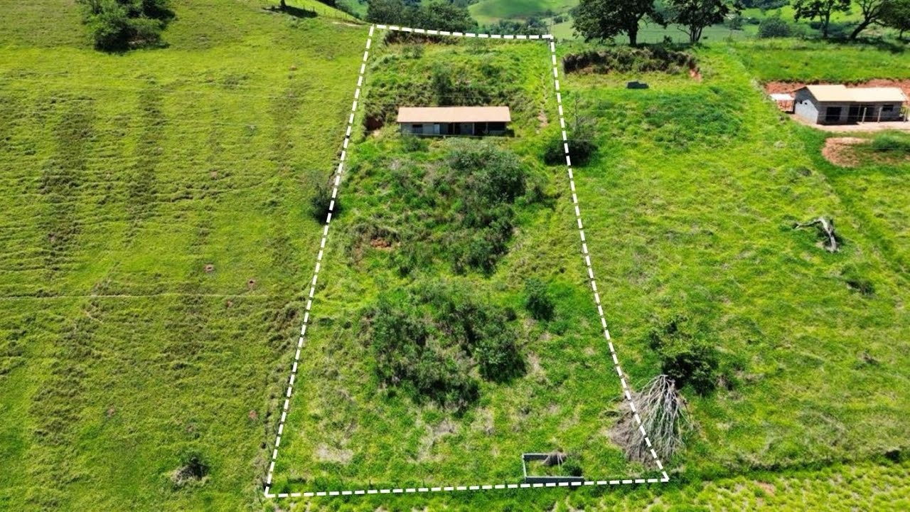 ❌INDISPONÍVEL❌3.000 MTS c/Casa | Água | Luz | 4 km do asfalto em Cambuí MG