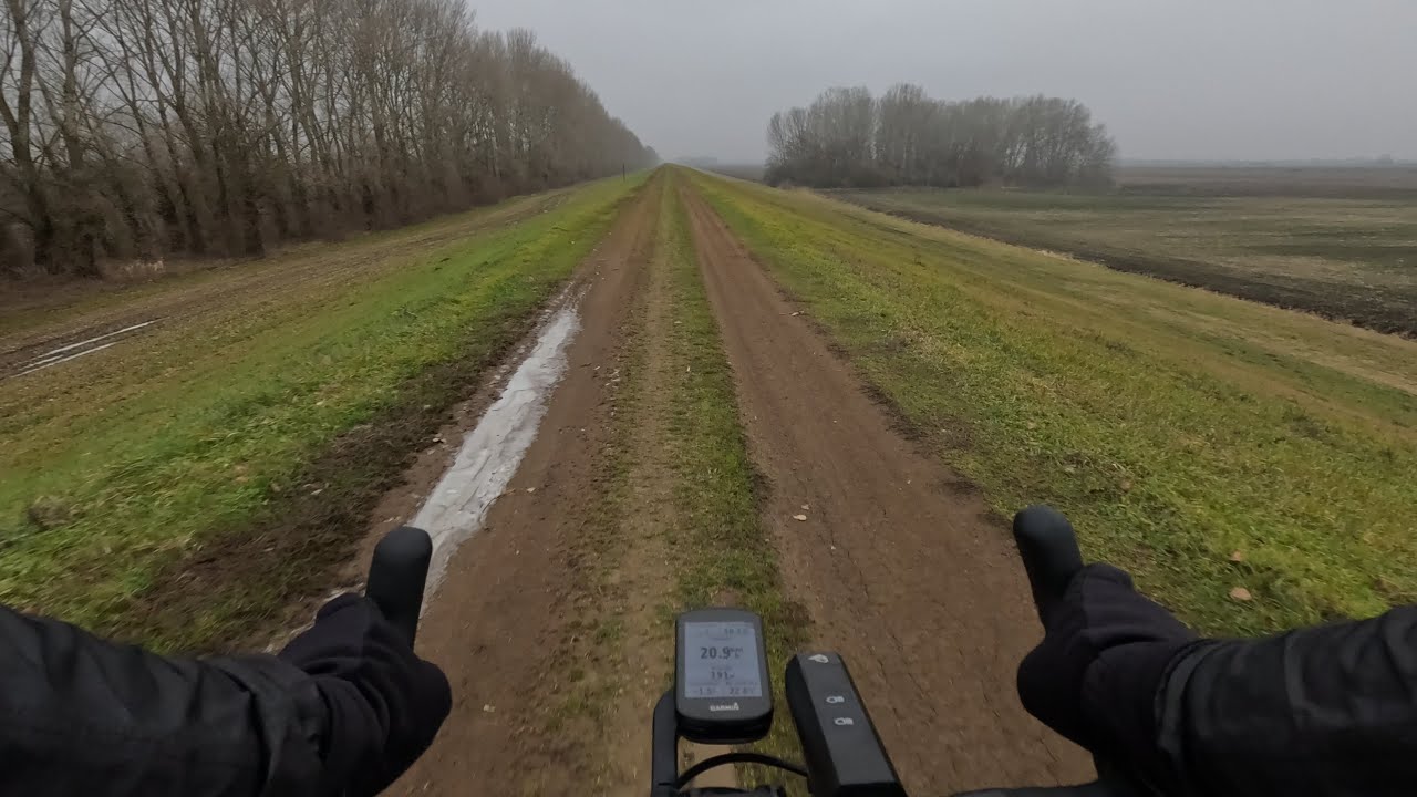 Januári gravel edzés a Kettős-Körös gátján