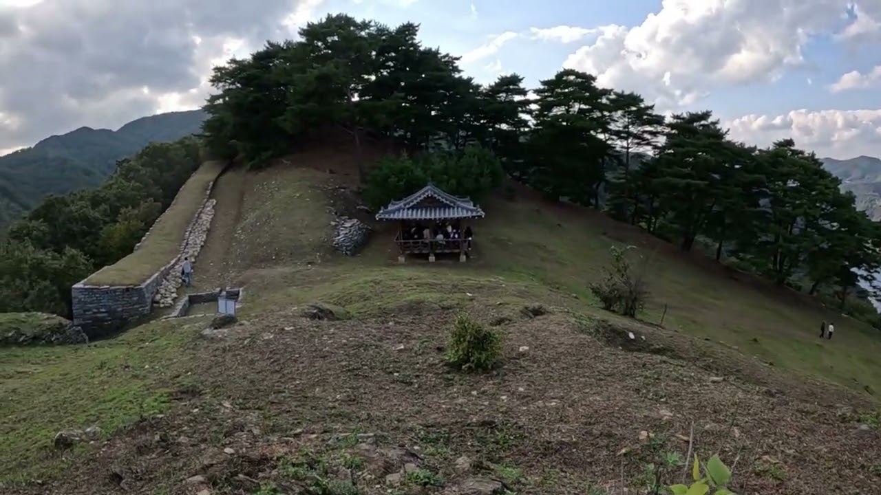 [단양 온달산성] 우리나라에서 가장 아름다운 산성! 차라리 엽서 속에 등장할 만한 그림같은 공중정원!