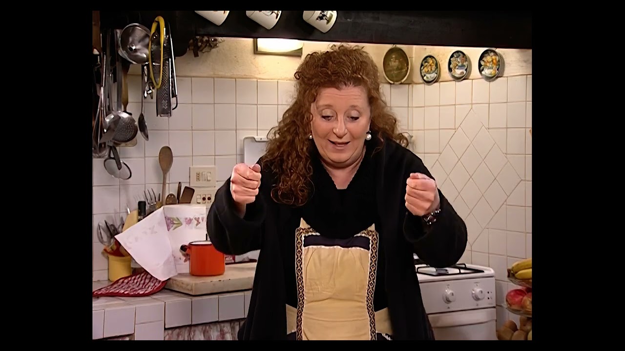 IL CLUB DELLE CUOCHE  S3 E1 P1