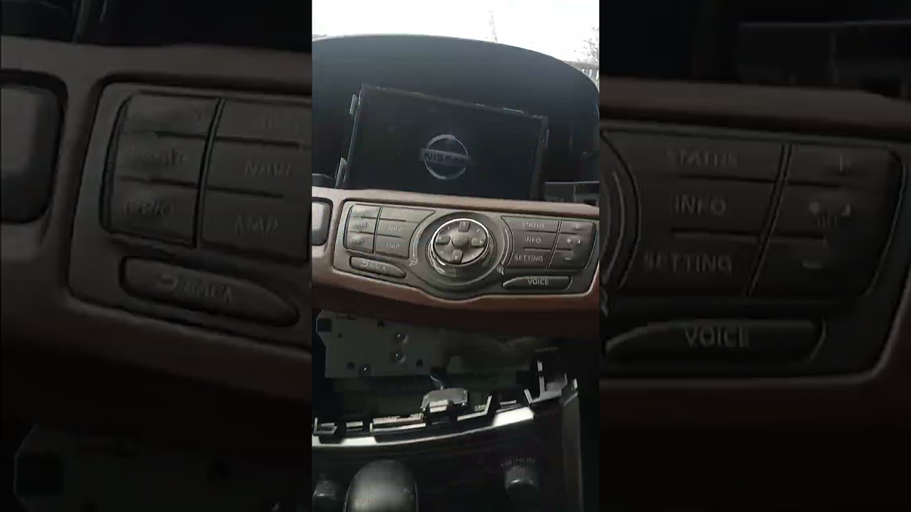 2017 Nissan pathfinder problemas con la radio