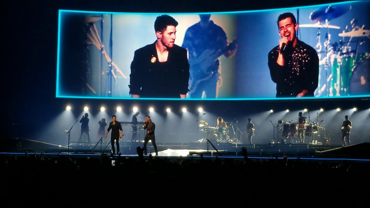 Jonas Brothers - Jealous/Cake By The Ocean - Happiness Begins Tour Baltimore 11/30/19