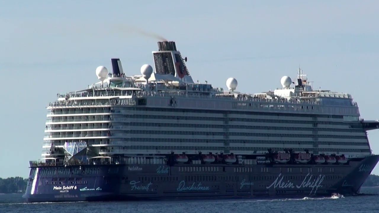 Kreutzfahrschiffe und mehr in der Kieler Förde 2022