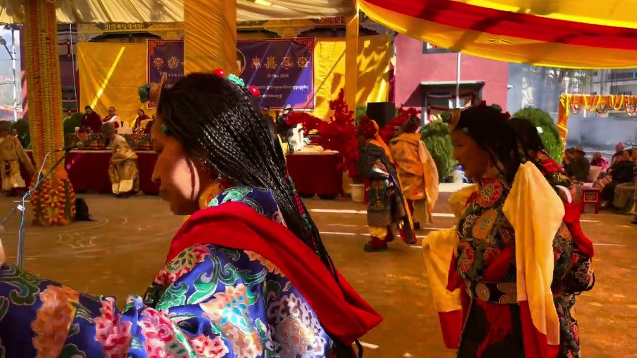 Bir Peme awam chogar, Tenchok Gyurmeling Monastery ལིས་ལིས་ནང་ཆེན་སྡེ་དགེ་ 3 རིག་གཞུང་ཚོགས་པ་ནས་ཕུལ