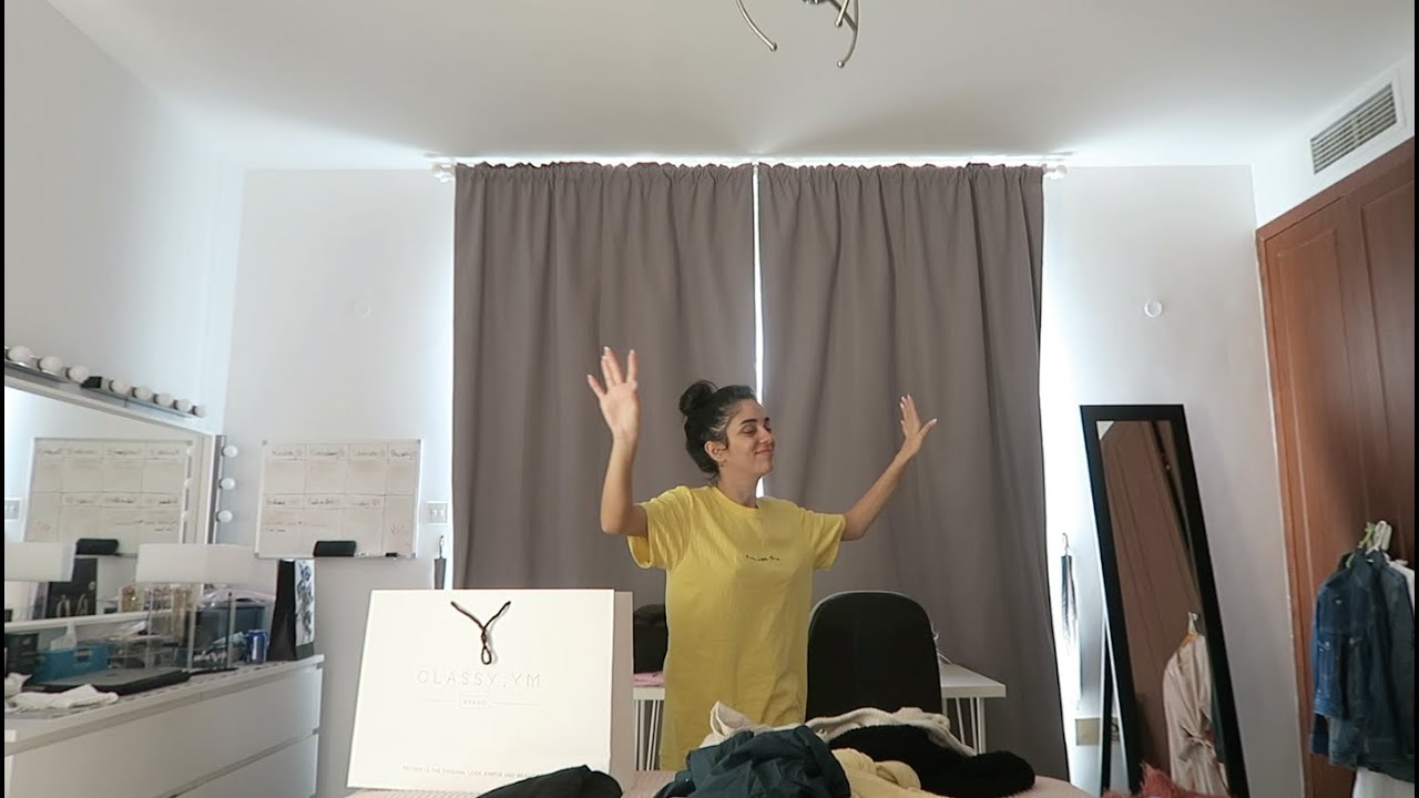 We started packing - بلشنه ‏انضم ‏أغراضنا￼