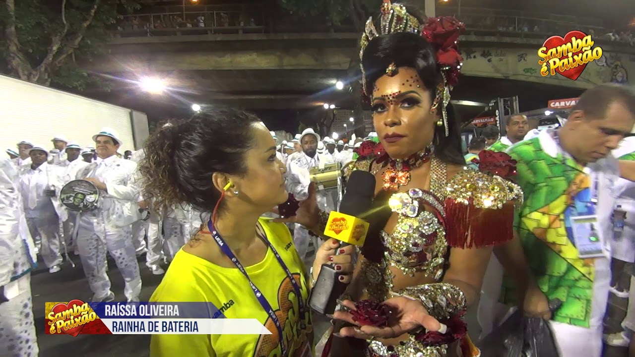 Carnaval 2018: Desfile Beija Flor Entrevista Rainha de Bateria Raíssa