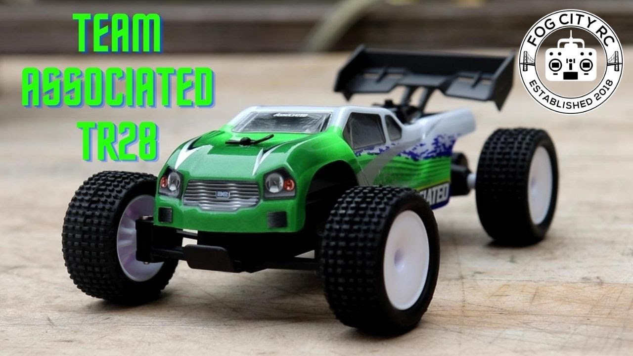 Team Associated TR28   1/28 Scale Truggy   Unbox and Run!
