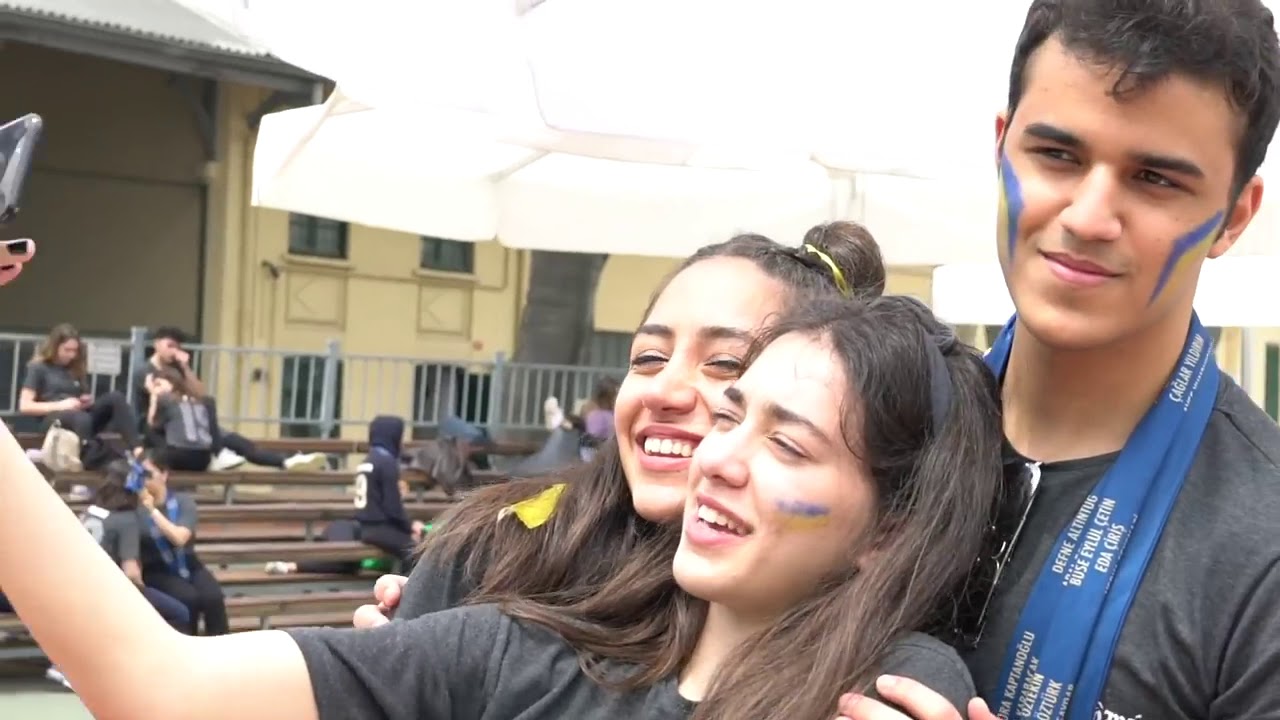 2019 Mezunların okuldaki son günü / Les dernier jour des diplômés de 2019 à l'école