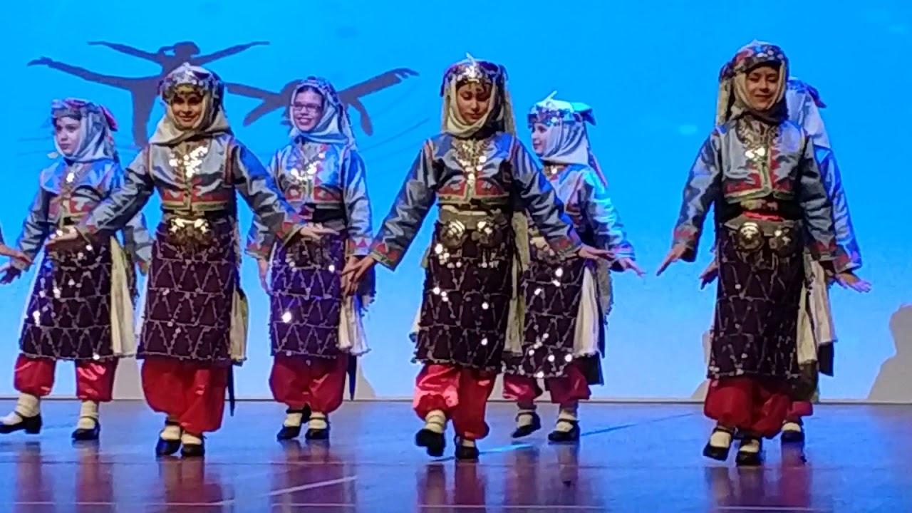 Doğa Acıbadem Bilim 2018 folklor final