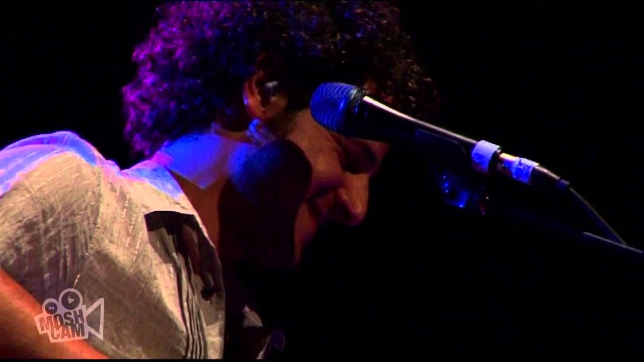 Lior - Sonja (Live in Sydney) | Moshcam