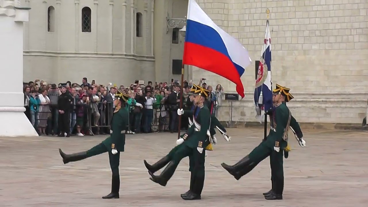 Москва.Кремль развод караулов