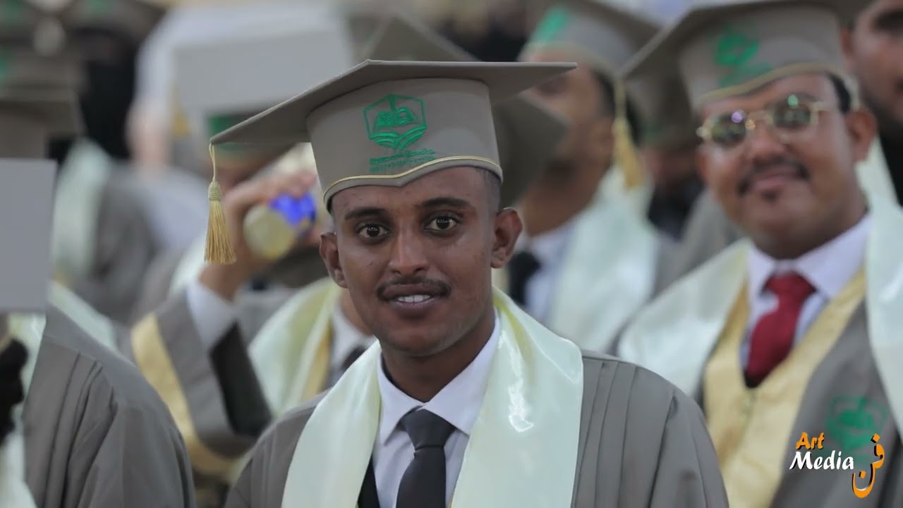 حفل تخرج جامعة المهرة دفعة حلم تحقق