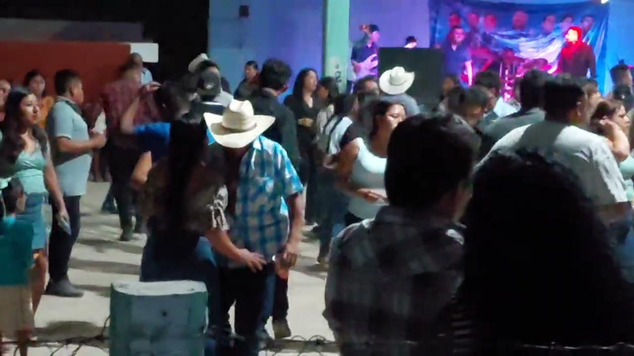 Baile de carnaval las flores 2026