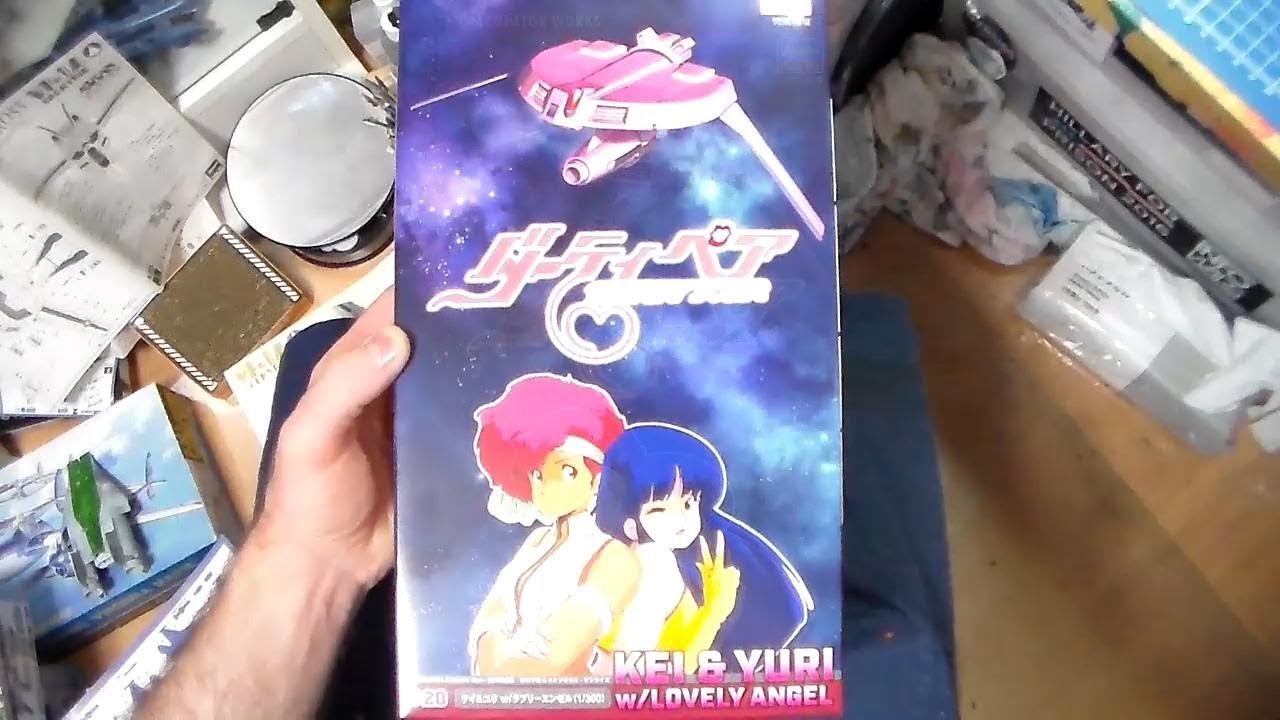 Hasegawa 1:20 Dirty Pair Kei & Yuri + 1:300 Lovely Angel plastic model build 1 ダーティペア　プラモ
