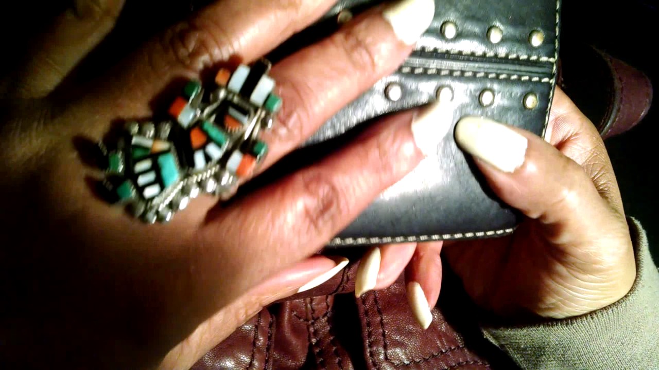 ASMR  Show & Tell What's in My Purse (whispering, rummaging, tapping & more)