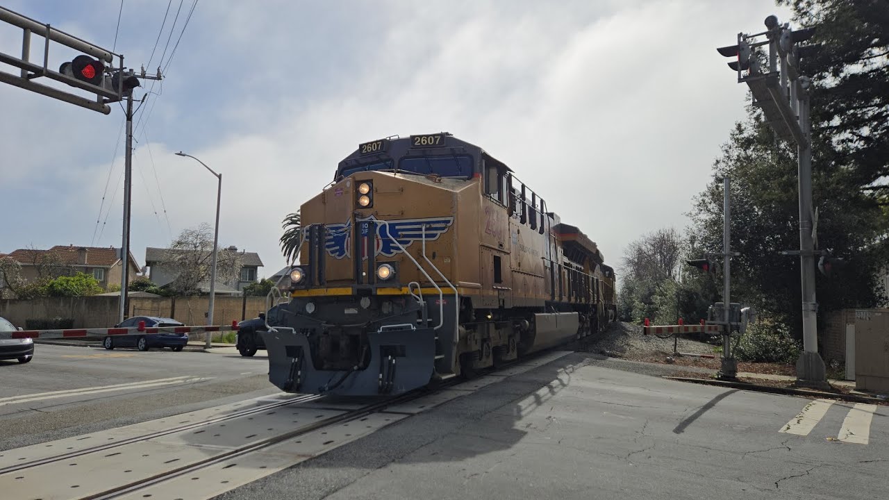Union Pacific INPOA at Haley Street Newark, CA with UP #2607, #9661, #8463, and #5743