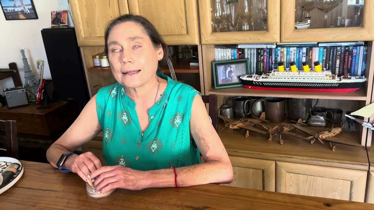 Blind Woman Applying Cosmetics - Step01 The Foundation