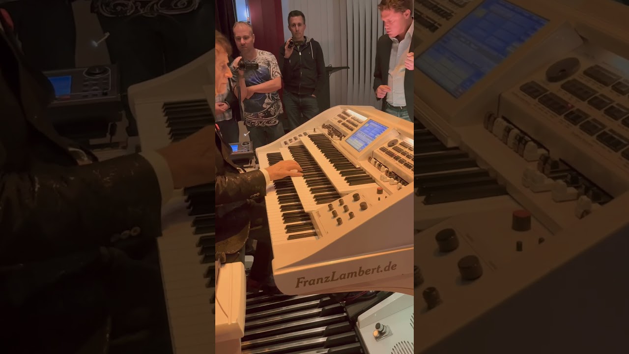 Franz Lambert live