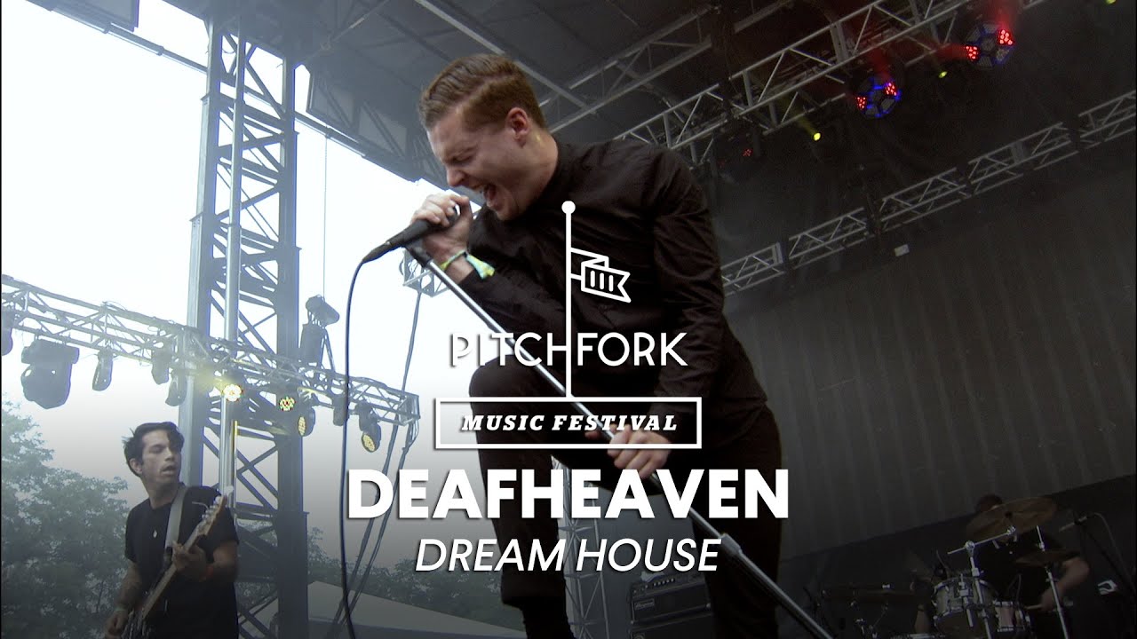 Deafheaven perform 