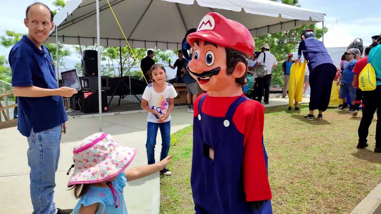 🎭 Mascarada y Cimarrona Escazuceña Tradicional Domingo Embrujado parte 2 Costa Rica 4K