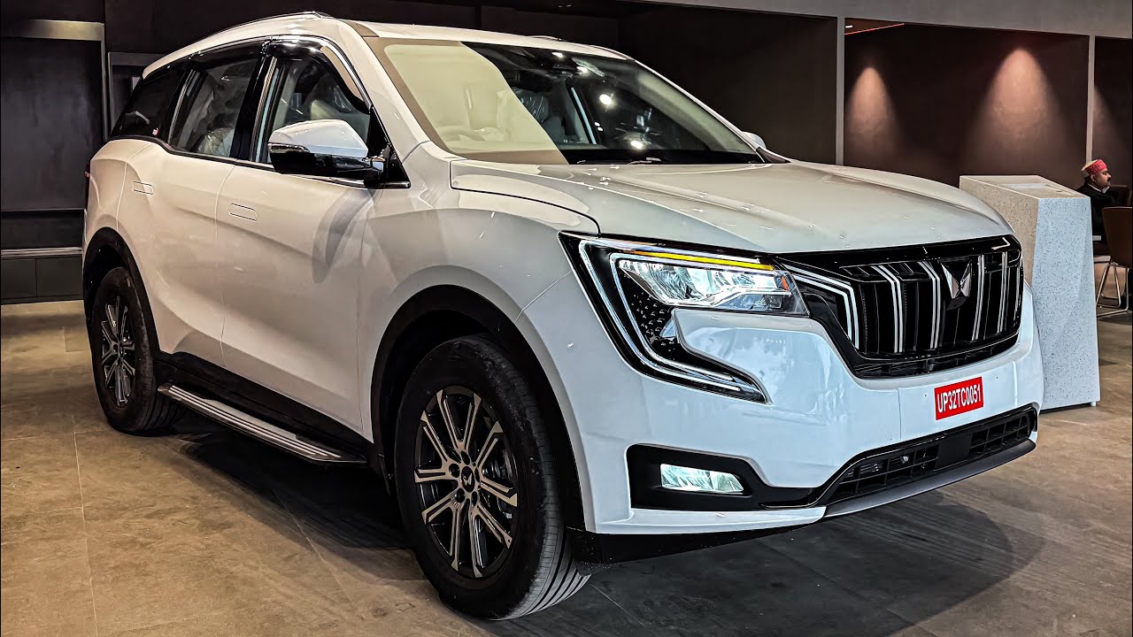 Mahindra XUV 700 AX7 Diesel 2025 Model | Year End Sale 🤑