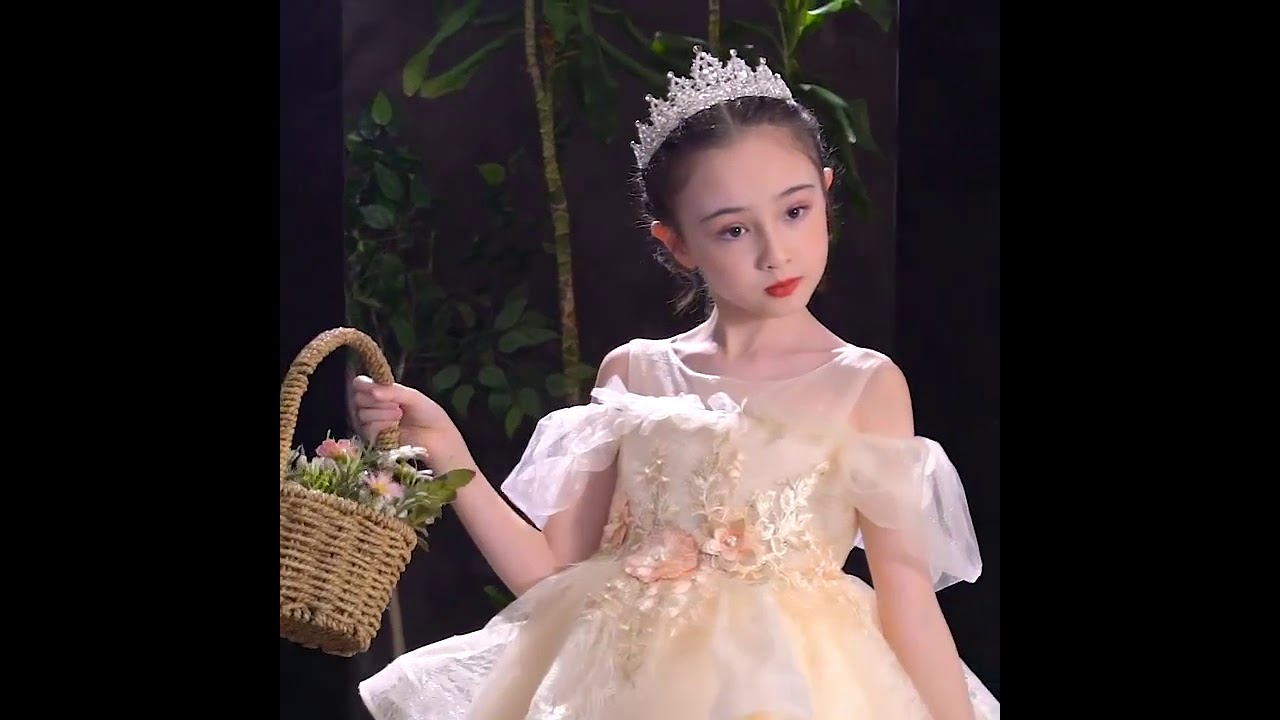女童香繽綉花公主裙 晚禮服連衣裙 晚裝 婚紗 包郵