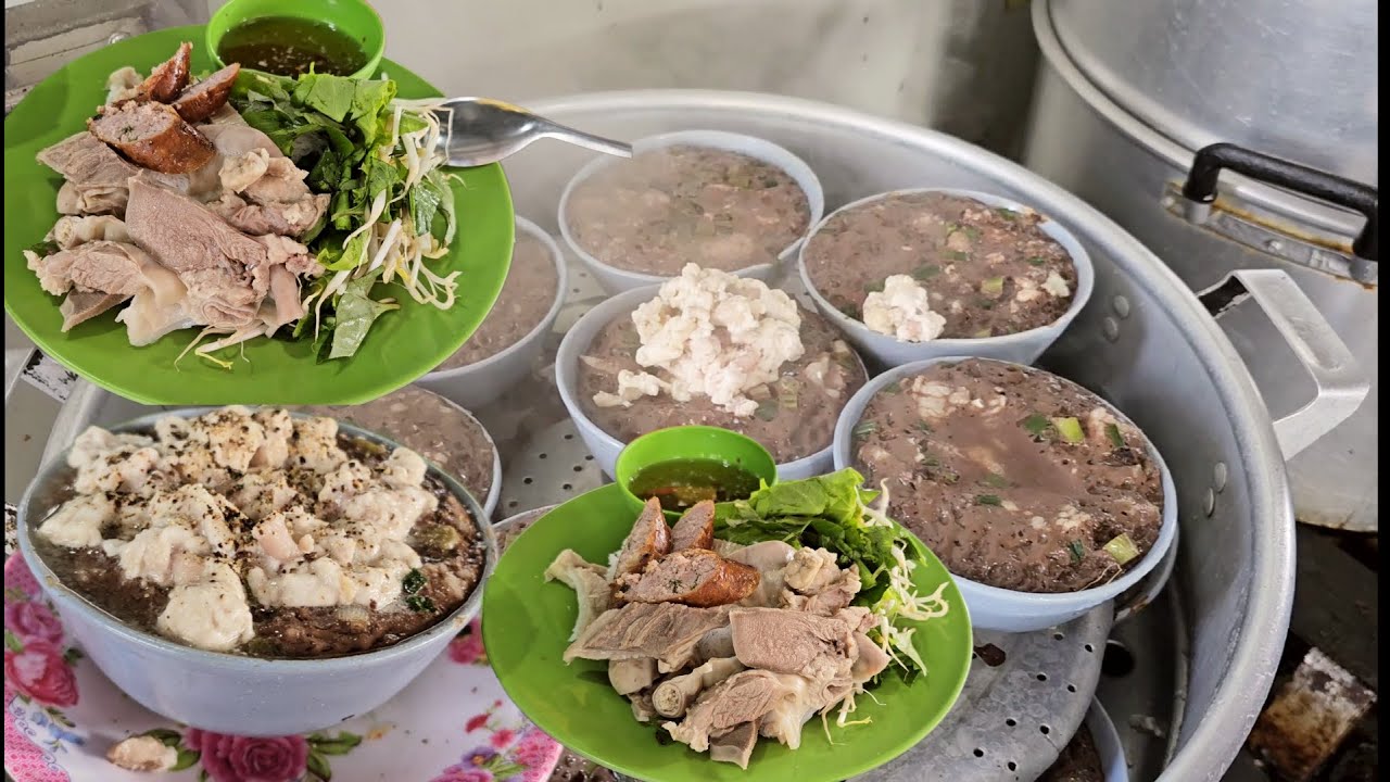 Độc đáo Bánh hỏi nội tạng súp cháo lòng ,huyết chưng ngon tuyệt chỉ có ở Cai Lậy